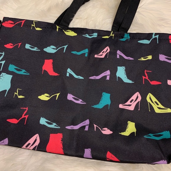 Macy’s Reusable Lightweight Shoe Lovers Black Bag - Picture 8 of 9